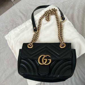 GG MARMONT SMALL SHOULDER BAG